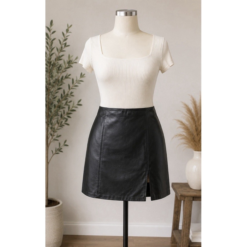 Leather Gallery Black Genuine Leather Mini Skirt Women's Size 20 Plus